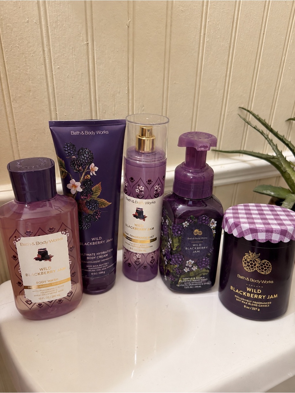 Bath & Body Works Wild Blackberry Jam Bath & Body Set - Purple